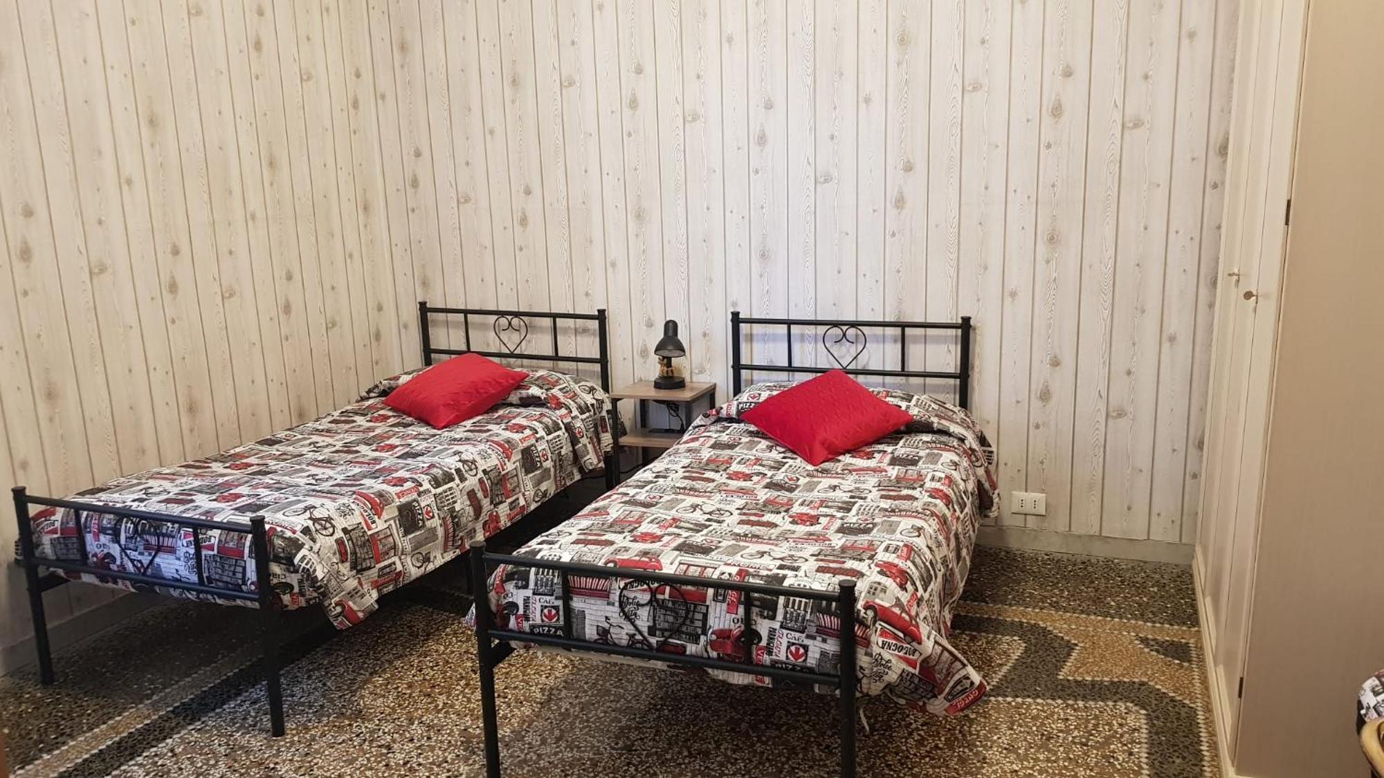 דירות ג'נובה La Casa Di Bonnie & Clyde מראה חיצוני תמונה